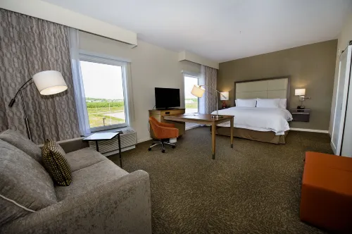 Hampton Inn & Suites by Hilton Truro Photos