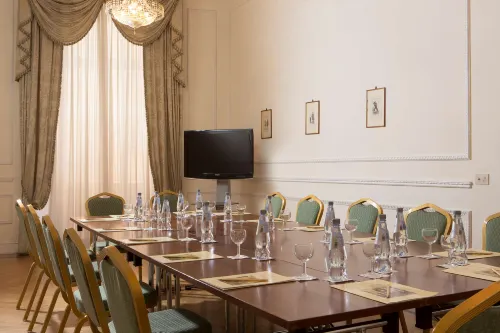 Hotel Quirinale Business Photos