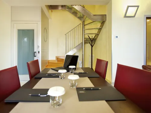 La Griffe Hotel Roma Business Facilities Photos