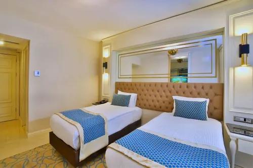Beethoven Premium Hotel Photos