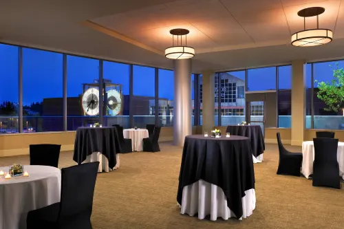 The Westin Bellevue Restauration Photos
