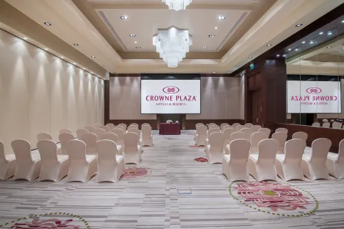 Crowne Plaza Duqm Business Facilities Photos