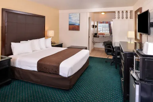 Americas Best Value Inn and Suites Flagstaff Photos