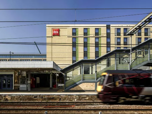 Ibis Cambridge Central Station À proximité de l'hôtel Photos