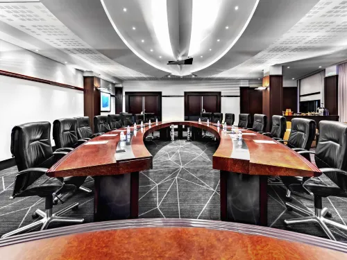 Mercure Paris CDG Airport & Convention Espaces Affaires Photos