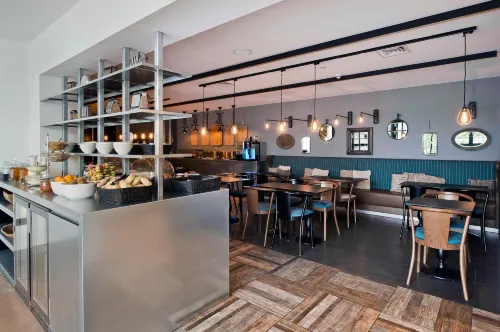 Urban Lodge Hotel تناول الطعام Photos