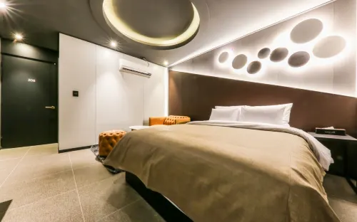 Rainbow Hotel Номера Photos