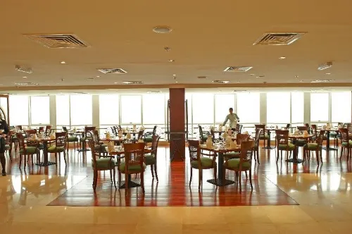 Golden Tulip Sharjah Питание Photos