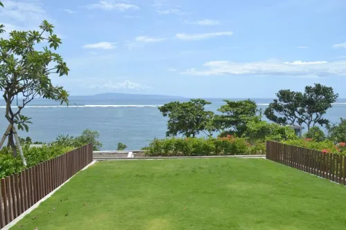 Maya Sanur Resort & Spa Hotellin lähellä Photos