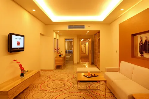 The Metropolitan Hotel & Spa New Delhi Photos