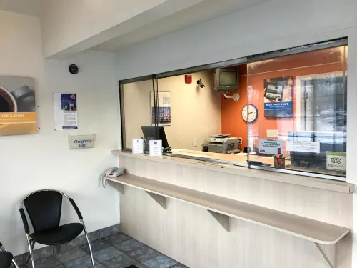 Motel 6 Enfield, CT - Hartford Public Areas Photos