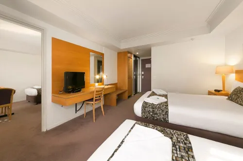 Kingsford Smith Motel Photos