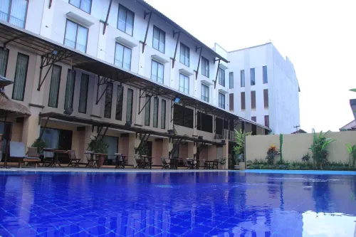 Grand Santhi Hotel Unggulan Photos