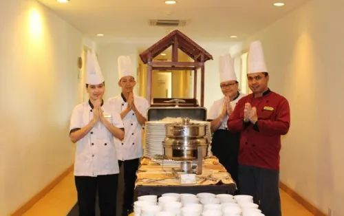Sintesa Peninsula Hotel Palembang Ruokailu Photos
