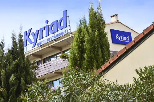 Hotel KYRIAD CARCASSONNE - Aéroport Extérieur Photos
