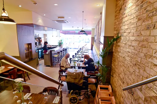 Kings Cross Inn Hotel Restauranger Photos