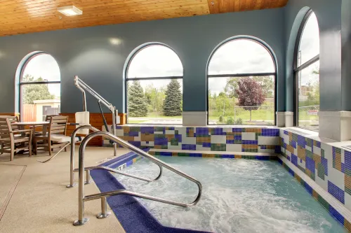 Holiday Inn Express & Suites Aurora - Naperville Loisirs et amusements Photos
