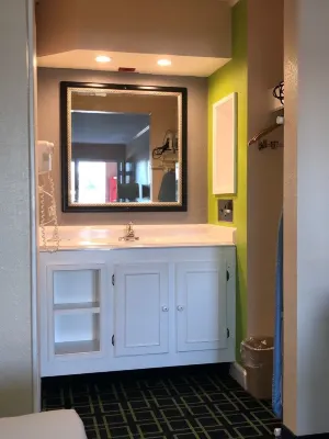 Magnuson Hotel Virginia Beach Photos