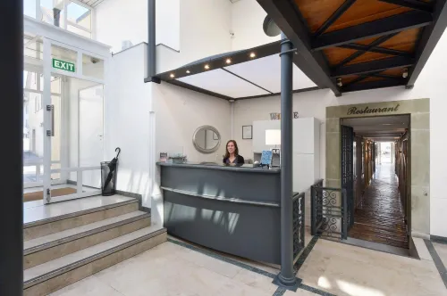 L'Hôtel by Hostellerie du Château Offentlige områder Photos