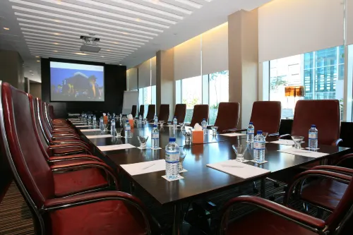 Centro Yas Island Business Facilities Photos
