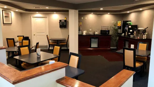 Magnuson Hotel Virginia Beach Restauration Photos