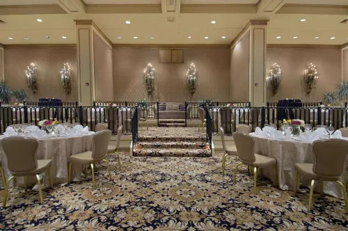 Fairmont Dallas Restauration Photos
