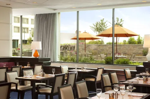 Washington Hilton Dining Photos
