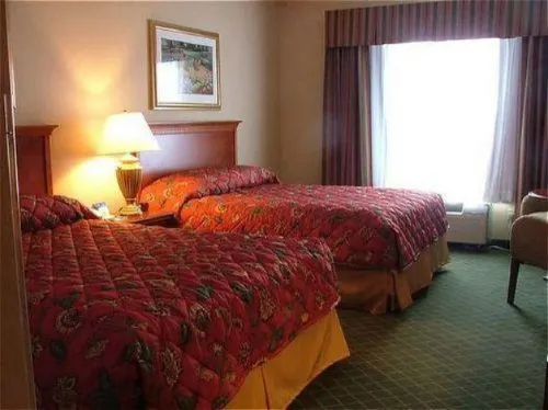 Holiday Inn Express & Suites Chester-Monroe-Goshen Photos