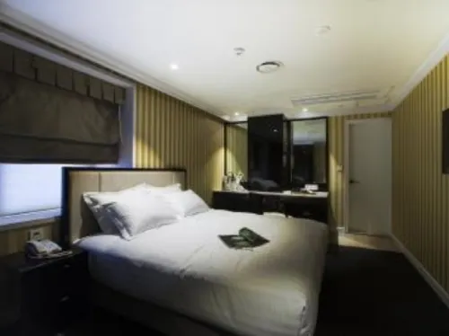 The Grand Hotel Myeongdong Photos