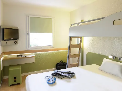 ibis budget Saint-Quentin-en-Yvelines Vélodrome Chambres Photos