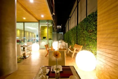 Seven Zea Chic Hotel Restauration Photos