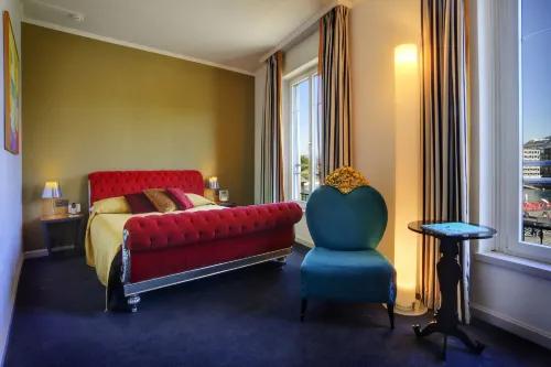The Ambassador Rooms Photos