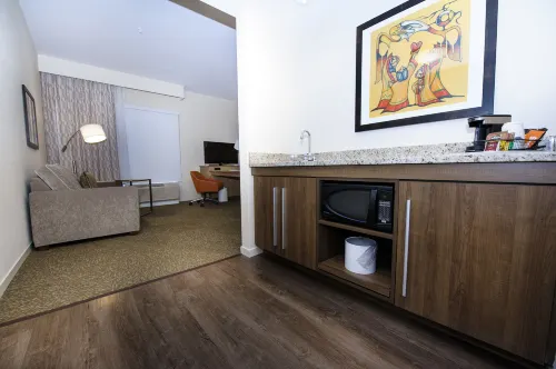 Hampton Inn & Suites by Hilton Truro Photos