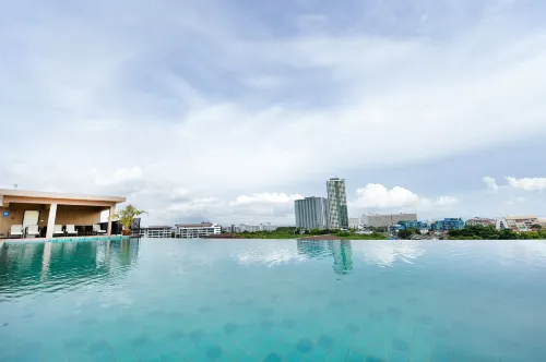 LawinTa Hotel Pattaya Featured Photos