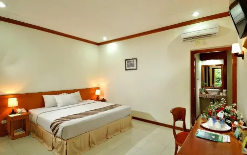 Hotel Dana Solo Kamar Photos