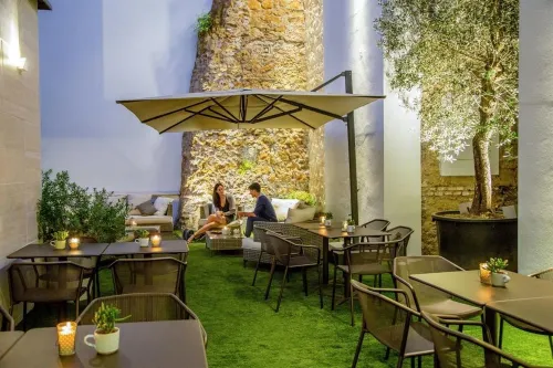 The Spring House Hotel Rome Vatican, Tapestry Collection by Hilton Dining Photos