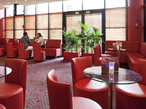 Hôtel ibis Paris Pantin Eglise Restauration Photos
