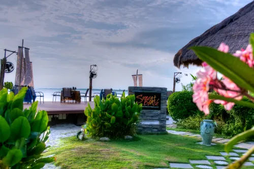 Avani Sepang Goldcoast Resort Öffentliche Flächen Photos