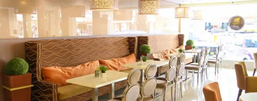 Royal Garden Hotel Restauration Photos