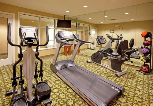 Holiday Inn Express & Suites Auburn Hills Featured Photos