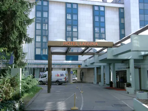 Hotel Laguna Zagreb Экстерьер Photos