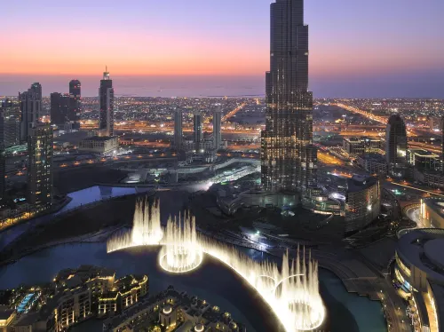 Armani Hotel Dubai, Burj Khalifa Рядом с отелем Photos