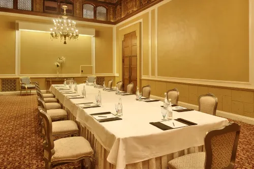 Millennium Biltmore Los Angeles Business Photos