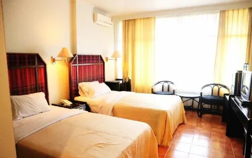 Mesra Alamanda Hotel Kamar Photos