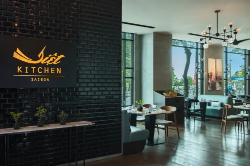 Khách sạn Renaissance Riverside Sài Gòn Ăn uống Photos