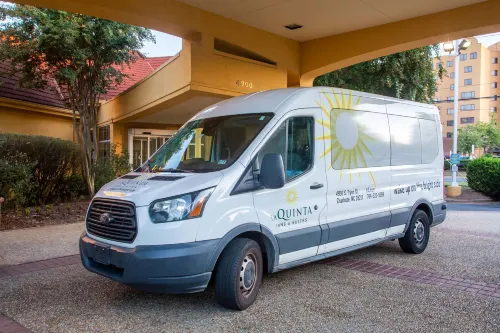 La Quinta Inn & Suites by Wyndham Charlotte Airport South Photos