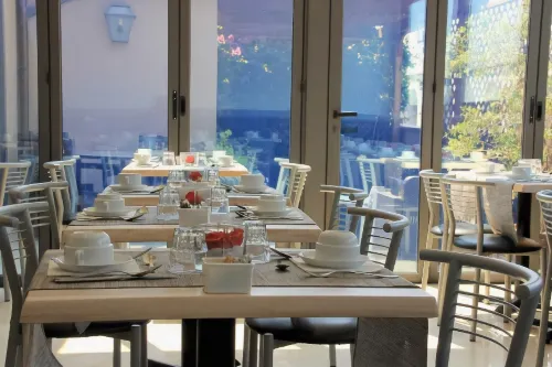 Hotel Aphrodite Restauration Photos