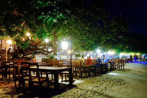 La Lune Beach Resort Питание Photos