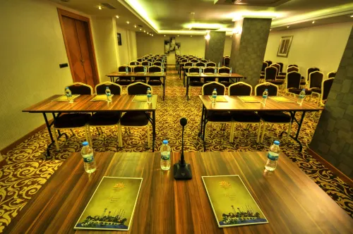 Golden Deluxe Hotel Da non perdere Photos