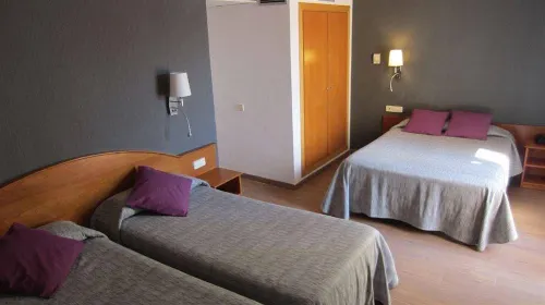 Hotel Cortes Rambla Photos